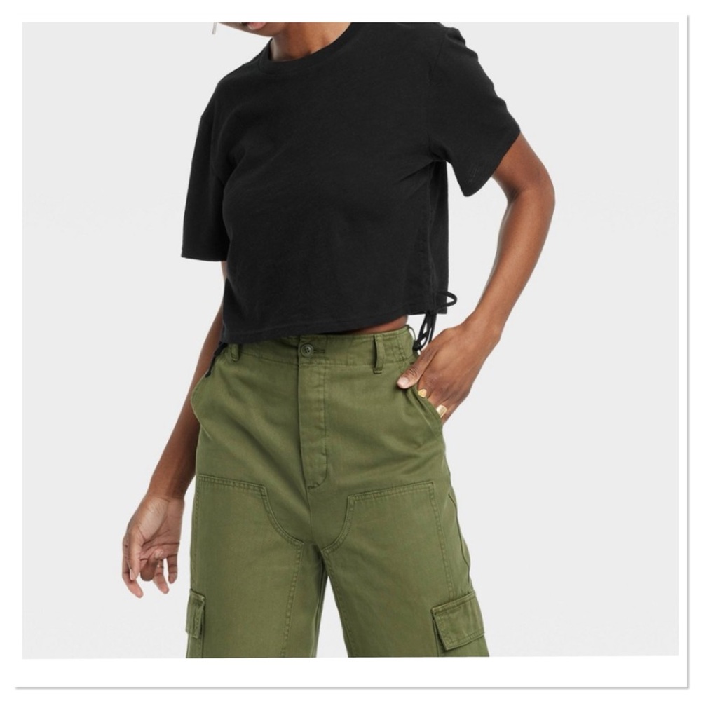 Women’s Short Sleeve T-Shirt Universal Thread